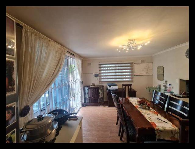 3 BEDROOM HOUSE FOR SALE IN WOODVIEW